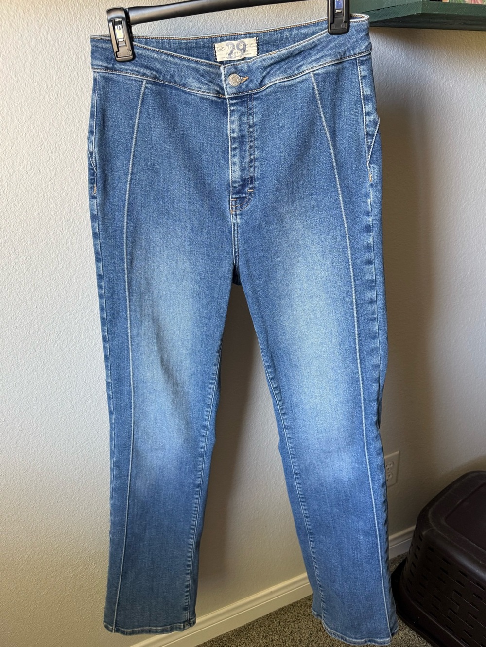 Free People Light Wash Straight Leg Jeans